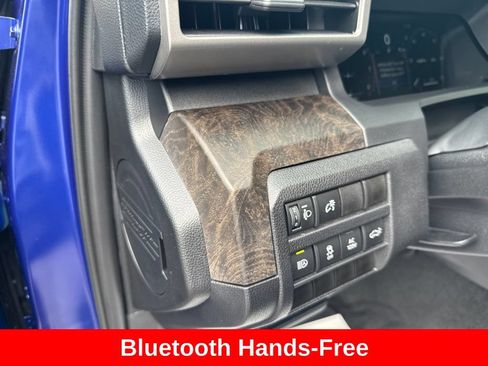 Certified 2025 Toyota Tacoma Limited w/ Tow Tech Package AWD/4WD image 17