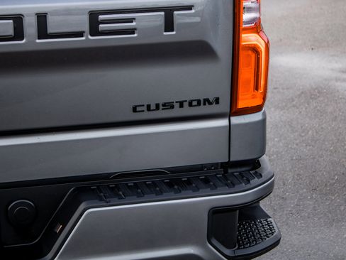 Used 2021 Chevrolet Silverado 1500 Custom w/ LPO, Dark Essentials Package image 13