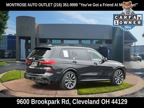 Used 2022 BMW X7 M50i AWD/4WD image 4