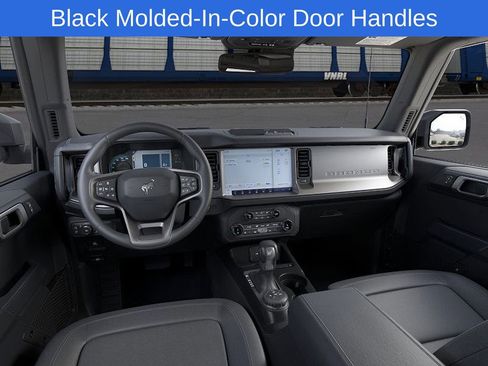 New 2025 Ford Bronco Outer Banks image 9