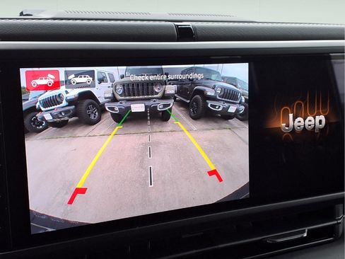 New 2026 Jeep Wrangler Unlimited Sahara AWD/4WD image 15