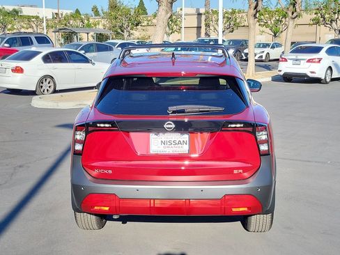 New 2026 Nissan Kicks SR w/ SR Premium Package image 18