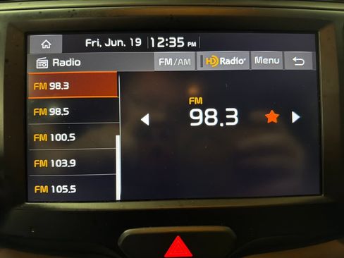 Used 2023 Kia Soul LX FWD image 25
