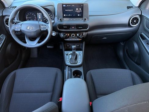 Certified 2022 Hyundai Kona SEL image 8