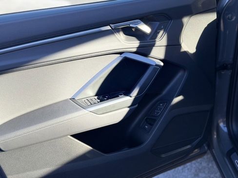 Certified 2025 Audi Q3 2.0T Premium w/ Convenience Package image 20