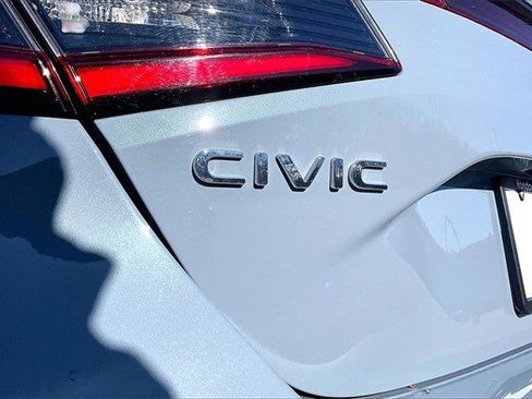 Certified 2022 Honda Civic Sport image 22