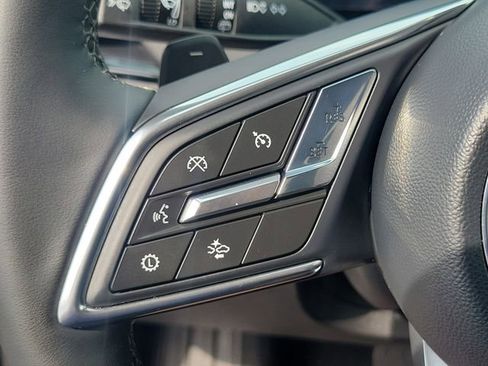 Used 2025 Buick Enclave Preferred AWD/4WD image 21