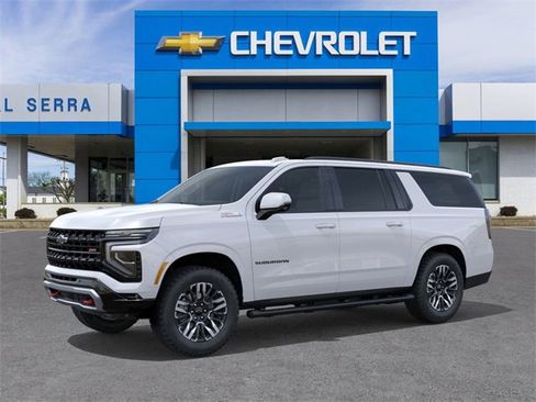 New 2026 Chevrolet Suburban Z71 image 2