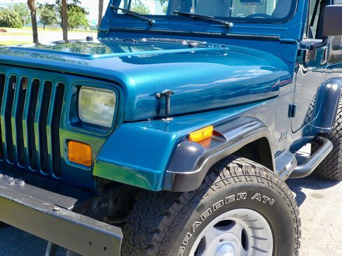 Used 1995 Jeep Wrangler Rio Grande AWD/4WD image 71