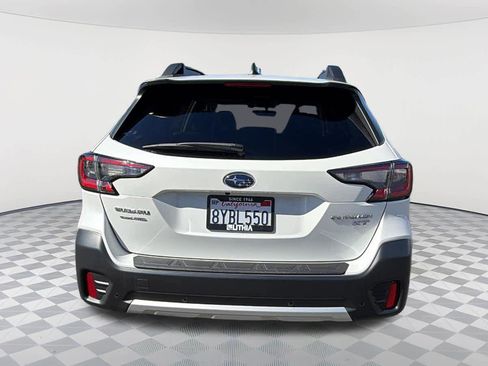 Used 2022 Subaru Outback Limited XT AWD/4WD image 6