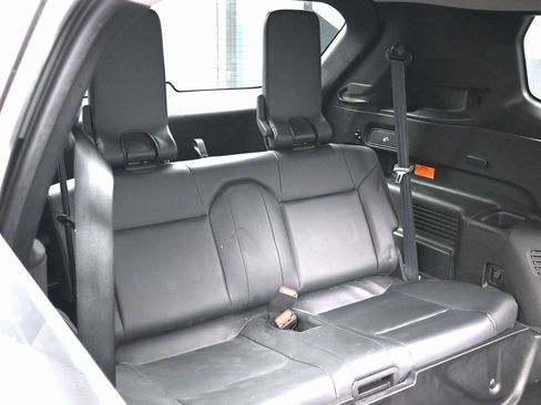 Used 2023 Mitsubishi Outlander SE image 32