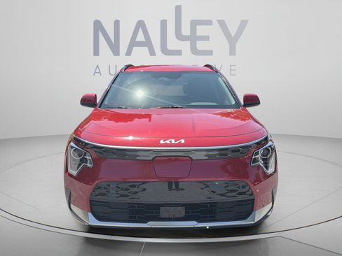 Certified 2024 Kia Niro Wind FWD image 8
