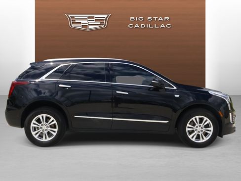 Used 2025 Cadillac XT5 Luxury w/ LPO, Floor Liner Package FWD image 6