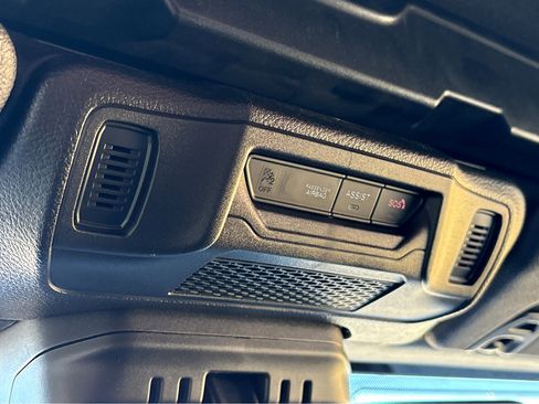 Used 2024 Jeep Wrangler Unlimited Rubicon image 29