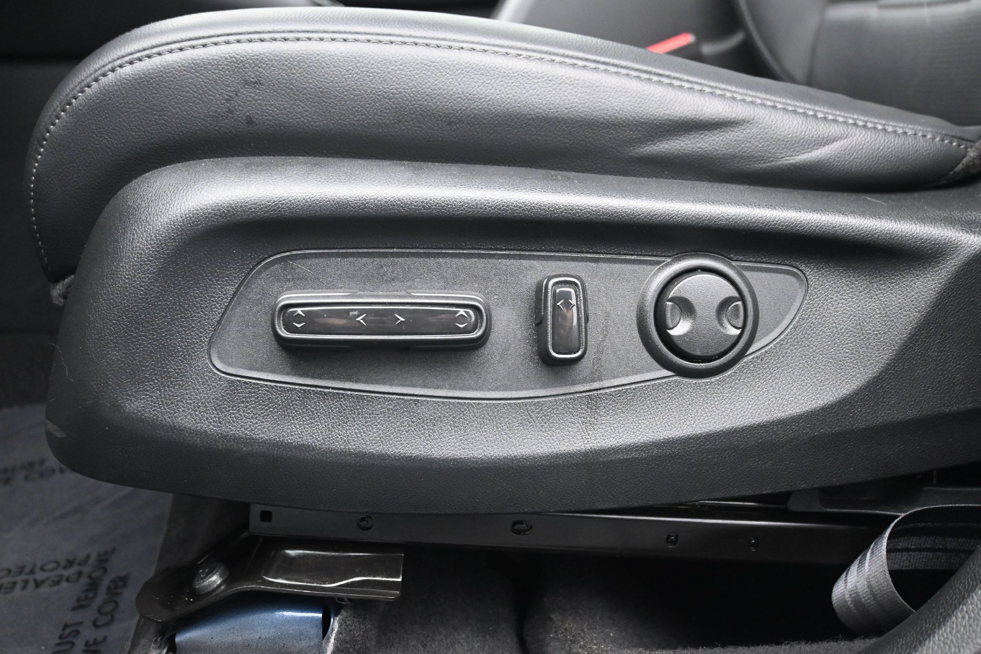 Used 2023 Honda CR-V EX-L image 29