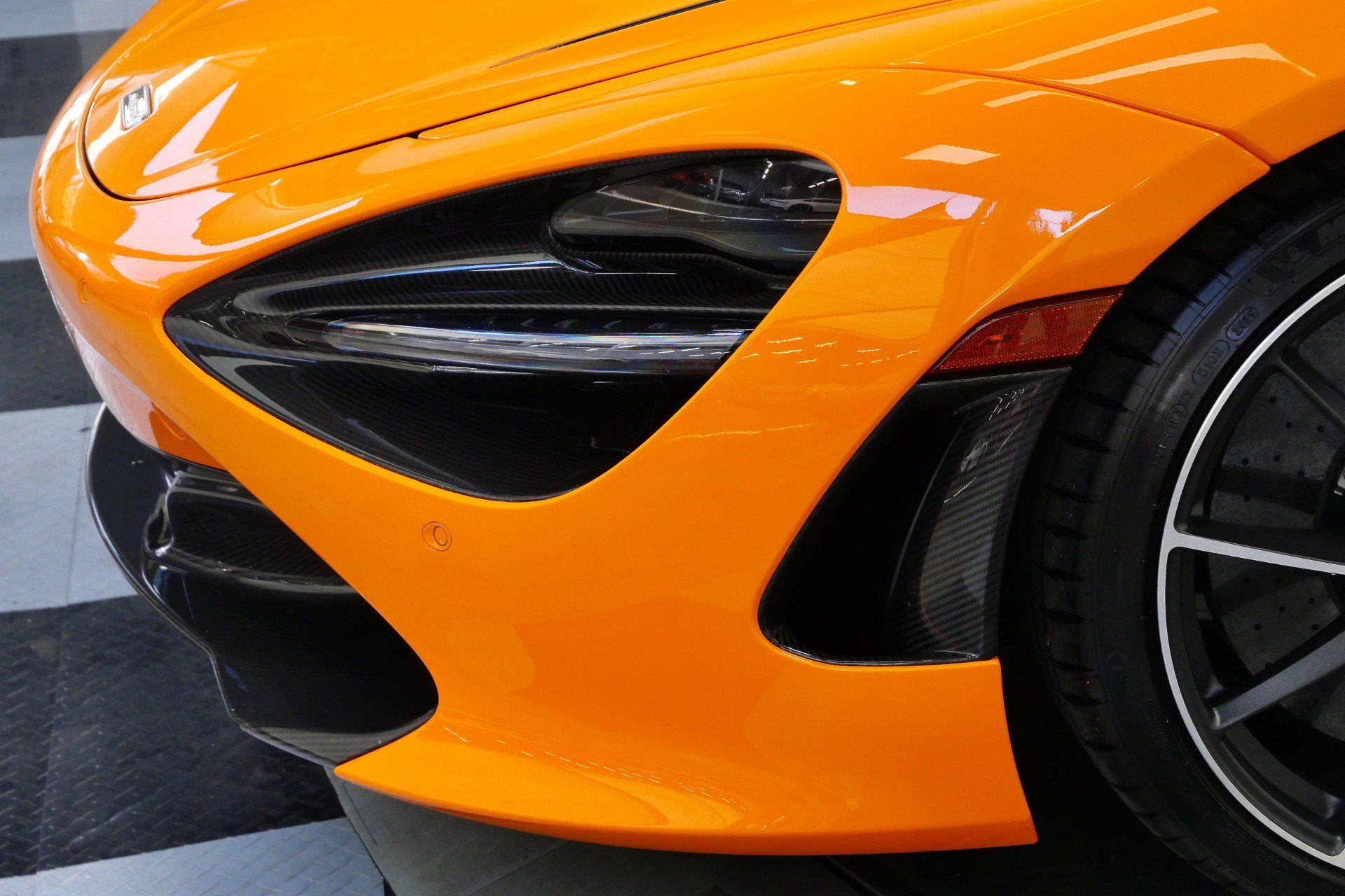 Used 2022 McLaren 720S Performance RWD image 44