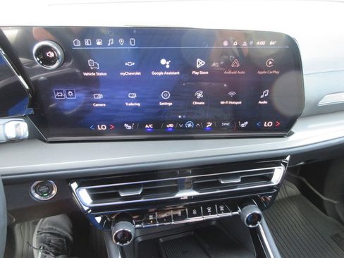 New 2026 Chevrolet Traverse LT w/ Sun and Wheel Package AWD/4WD image 30