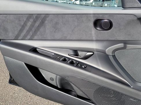 Used 2024 Hyundai Elantra N image 7