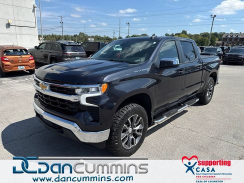 Used 2023 Chevrolet Silverado 1500 LT AWD/4WD image 1