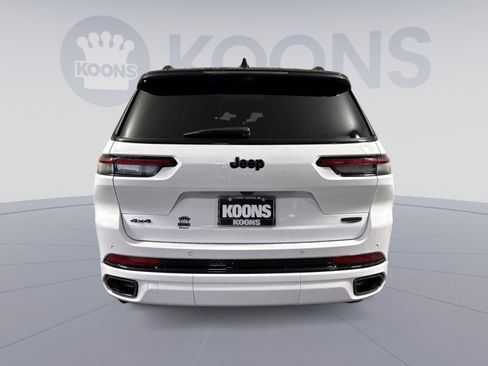 Used 2025 Jeep Grand Cherokee L Summit AWD/4WD image 5