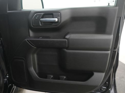 Used 2021 Chevrolet Silverado 1500 Custom image 12