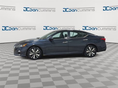Used 2022 Nissan Altima 2.5 SV image 6