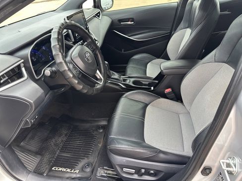 Used 2019 Toyota Corolla XSE image 14