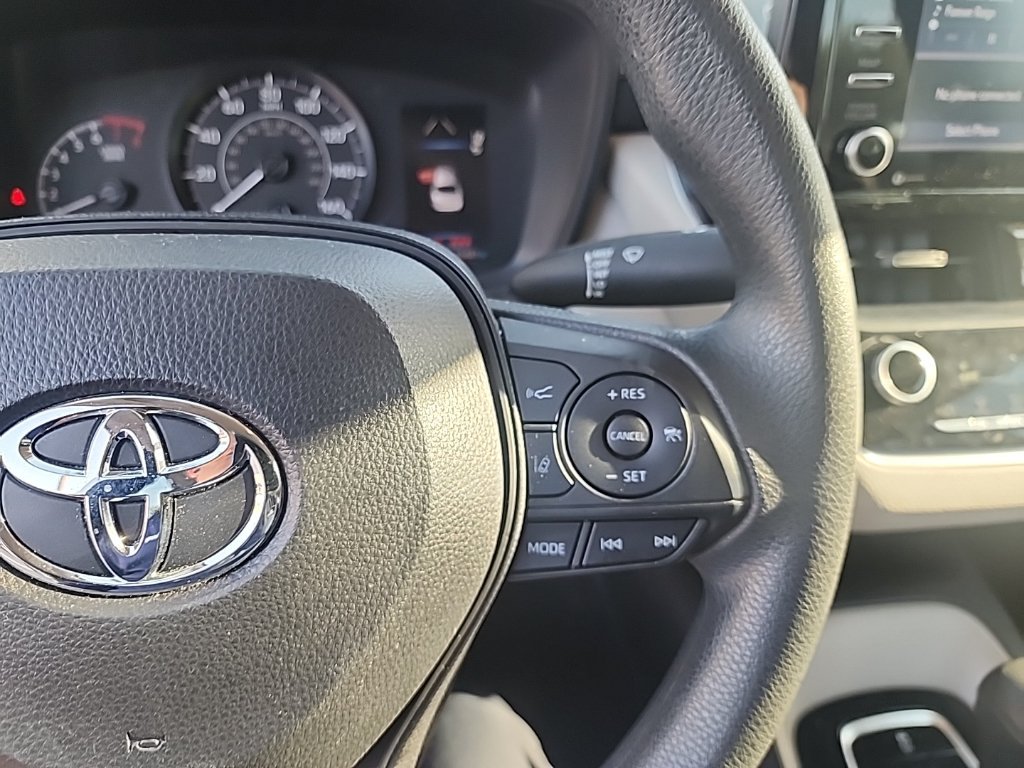 Used 2021 Toyota Corolla L FWD image 7