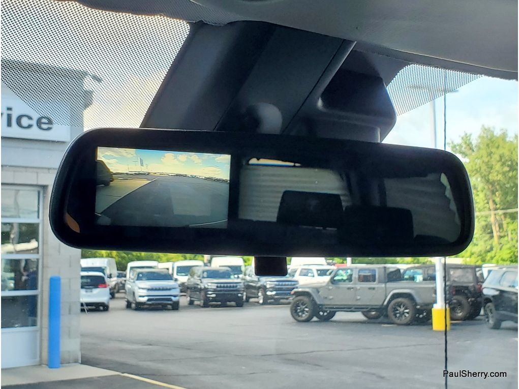 Used 2025 Chevrolet Express 2500 w/ Driver Convenience Package RWD image 59