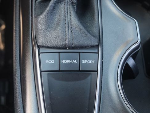 Used 2024 Toyota Camry SE FWD image 26