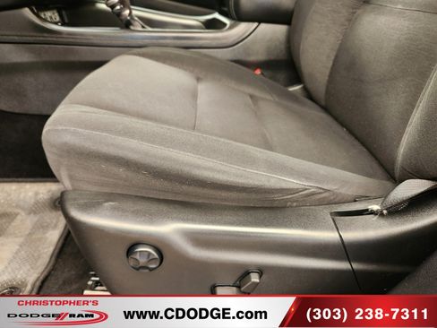 Used 2022 Dodge Durango SXT w/ Blacktop Package AWD/4WD image 17
