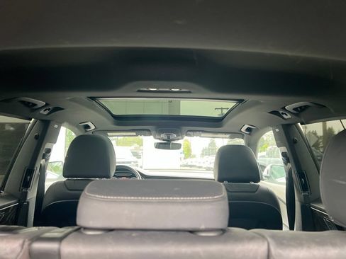 Used 2019 Audi Q8 Prestige AWD/4WD image 7