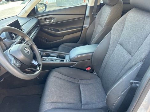 Used 2024 Honda Accord EX image 9