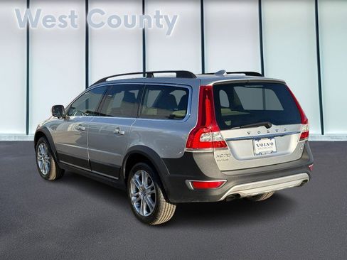 Used 2016 Volvo XC70 T5 Platinum w/ Protection Package image 7