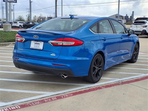 Used 2020 Ford Fusion SE w/ Equipment Group 151A image 4