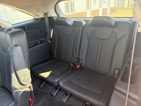 Used 2023 Kia Sorento SX Prestige AWD/4WD image 7