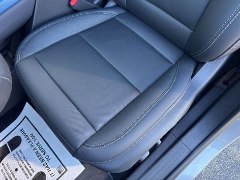 New 2026 Chevrolet Equinox EV LT w/ Convenience Package II FWD image 19