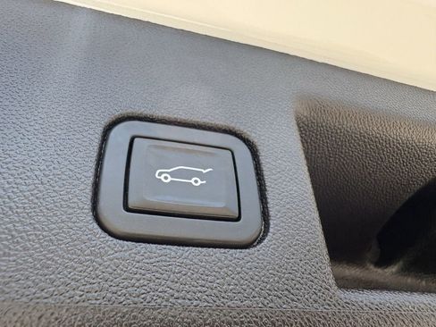 Used 2024 Chevrolet Equinox RS FWD image 26