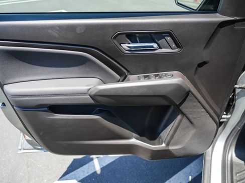 Used 2025 GMC Canyon Elevation RWD image 20