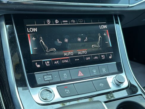 Used 2023 Audi Q8 Premium Plus w/ Premium Plus Package AWD/4WD image 36