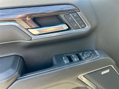 Certified 2023 Chevrolet Silverado 1500 LTZ image 17