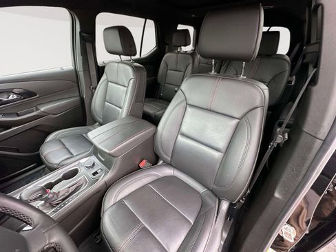 Certified 2023 Chevrolet Traverse RS image 25