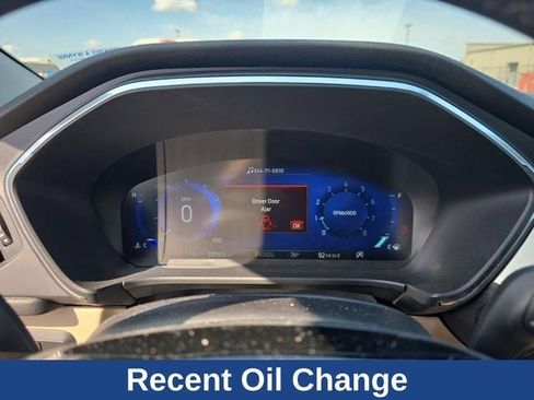 Used 2022 Ford Escape Titanium w/ Class II Trailer Tow Package image 16