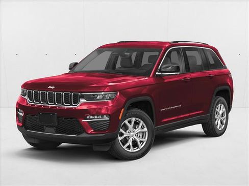 Used 2025 Jeep Grand Cherokee Laredo X image 1