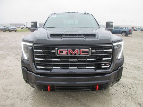 New 2026 GMC Sierra 2500 AT4 w/ AT4 Premium Plus Package image 12
