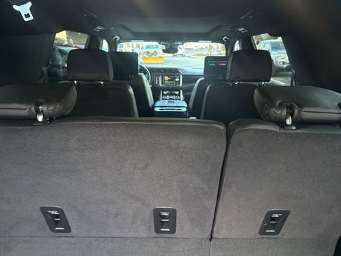 Used 2024 GMC Yukon XL Denali w/ Denali Reserve Package image 31