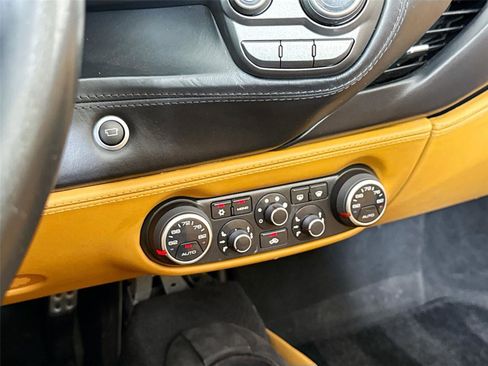 Used 2017 Ferrari 488 Spider RWD image 18
