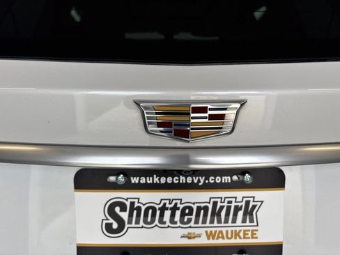 Used 2020 Cadillac XT6 Premium Luxury AWD/4WD image 29