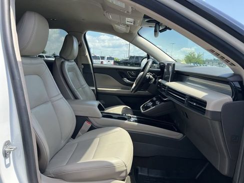 Used 2022 Lincoln Corsair AWD w/ Equipment Group 101A image 27