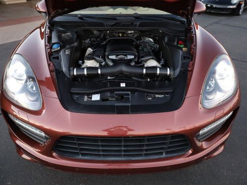 Used 2013 Porsche Cayenne GTS image 60